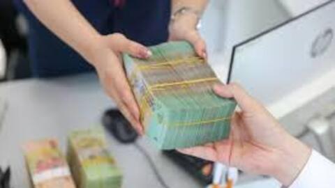 Lãi suất tiết kiệm 6 tháng tăng cao 7,3%