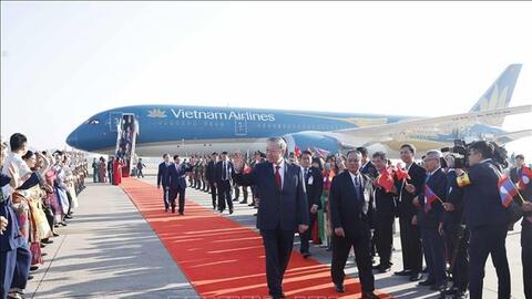 Tổng Bí thư Tô Lâm đến thủ đô Viêng Chăn, bắt đầu thăm cấp Nhà nước tới Lào