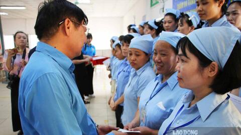 Cải thiện, nâng cao điều kiện, môi trường làm việc cho công nhân