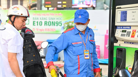 Xăng sinh học E10: Từ kinh nghiệm thế giới đến ứng dụng ở Việt Nam –Bài 3: E10 và túi tiền người Việt - bài toán lớn quốc gia