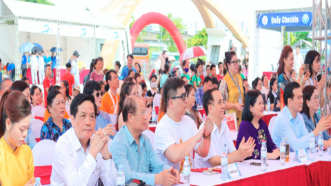 'Ngày hội Kết nối nhân ái vì trẻ em' tại Cung Thiếu nhi Hà Nội: Trao yêu thương, tiếp sức tương lai