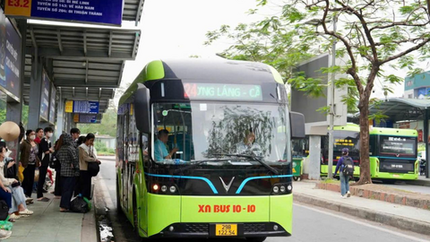 Hà Nội miễn phí xe buýt trong Vành đai 1: "Phép thử" cho một đô thị xanh