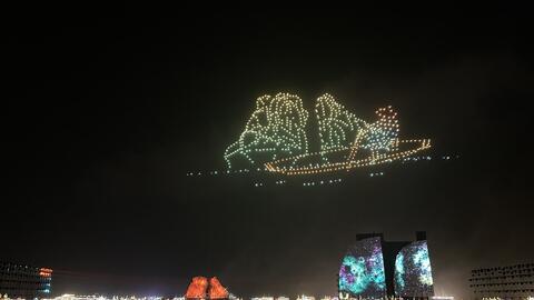 Ai đứng sau những màn Drone Light Show thắp sáng trời Việt?