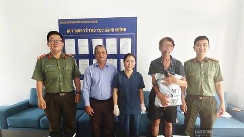 Người nước ngoài lang thang, mất hộ chiếu được Công an hỗ trợ