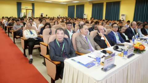 Mỗi năm Việt Nam ghi nhận 120.000 ca ung thư mới, tỷ lệ tử vong cao