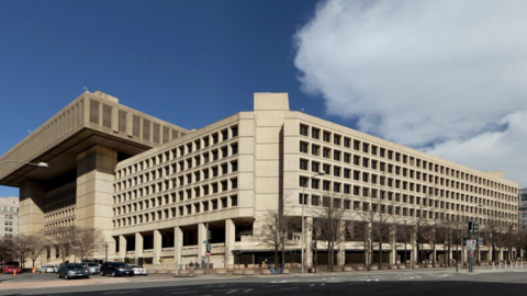 Nhóm tin tặc tuyên bố đột nhập FBI, đánh cắp dữ liệu