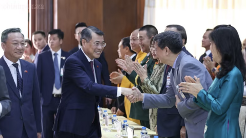 Quan hệ Việt Nam - Lào được nuôi dưỡng từ nhân dân, doanh nghiệp hai nước