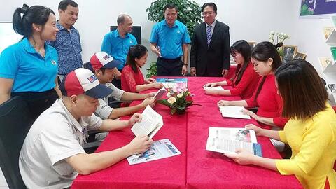 Xây dựng đời sống văn hóa công nhân từ các mô hình