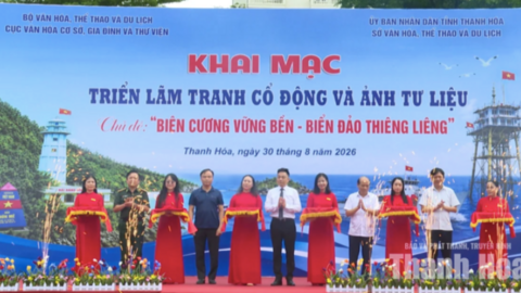 Thanh Hóa: Khai mạc triển lãm 'Biên cương vững bền - Biển đảo thiêng liêng'