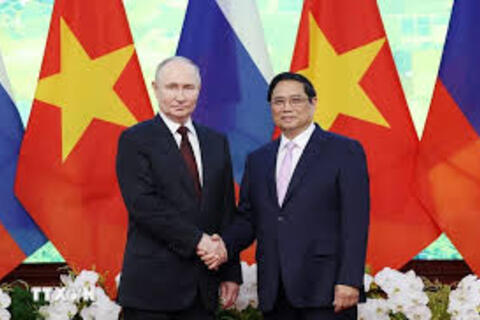 <a href="/dau-tu-hop-tac" title="Đầu tư - Hợp tác" rel="dofollow">Đầu tư - Hợp tác</a>