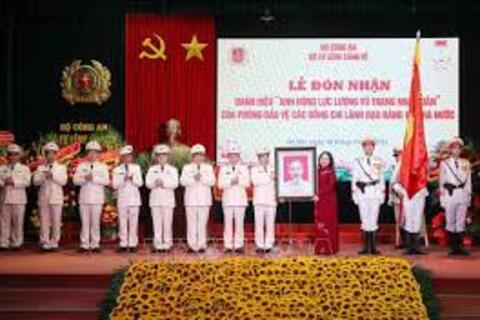 <a href="/tieu-diem-24h" title="Tiêu điểm 24h" rel="dofollow">Tiêu điểm 24h</a>
