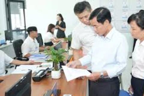 <a href="/tieu-diem-24h" title="Tiêu điểm 24h" rel="dofollow">Tiêu điểm 24h</a>