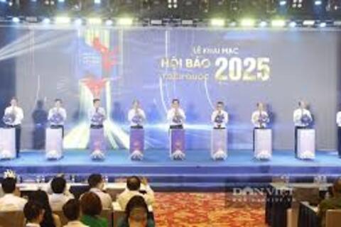 <a href="/xa-hoi" title="Xã hội" rel="dofollow">Xã hội</a>