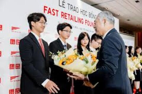 <a href="/doanh-nghiep" title="Doanh nghiệp" rel="dofollow">Doanh nghiệp</a>