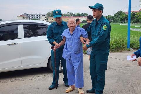 <a href="/tieu-diem-24h" title="Tiêu điểm 24h" rel="dofollow">Tiêu điểm 24h</a>