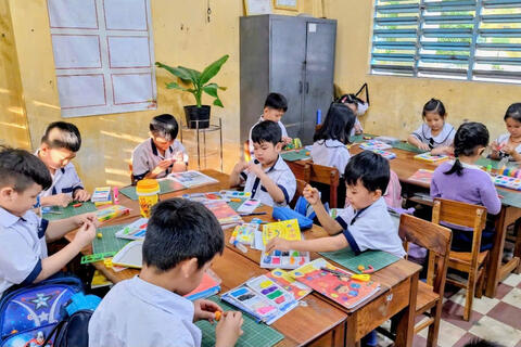 <a href="/tieu-diem-24h" title="Tiêu điểm 24h" rel="dofollow">Tiêu điểm 24h</a>
