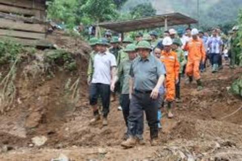 <a href="/tieu-diem-24h" title="Tiêu điểm 24h" rel="dofollow">Tiêu điểm 24h</a>