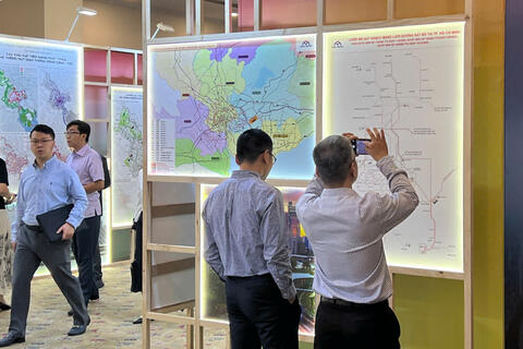 <a href="/dau-tu-hop-tac" title="Đầu tư - Hợp tác" rel="dofollow">Đầu tư - Hợp tác</a>