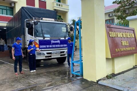 <a href="/doanh-nghiep" title="Doanh nghiệp" rel="dofollow">Doanh nghiệp</a>