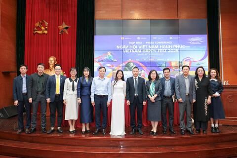 <a href="/ngan-hang" title="Ngân hàng" rel="dofollow">Ngân hàng</a>