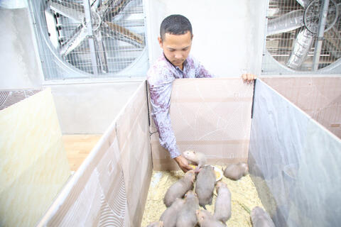 <a href="/xa-hoi" title="Xã hội" rel="dofollow">Xã hội</a>