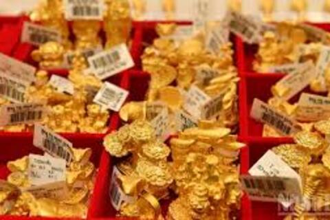 <a href="/thi-truong" title="Thị trường" rel="dofollow">Thị trường</a>