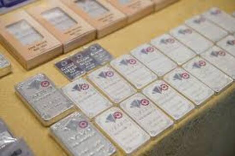 <a href="/thi-truong" title="Thị trường" rel="dofollow">Thị trường</a>