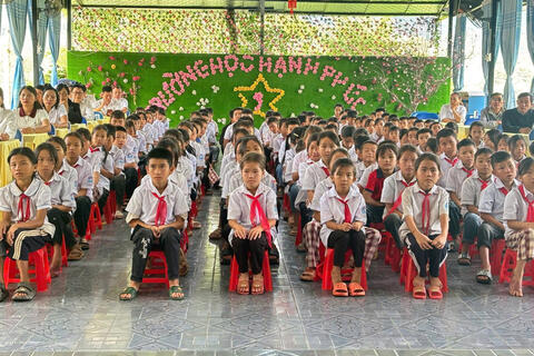 <a href="/xa-hoi" title="Xã hội" rel="dofollow">Xã hội</a>