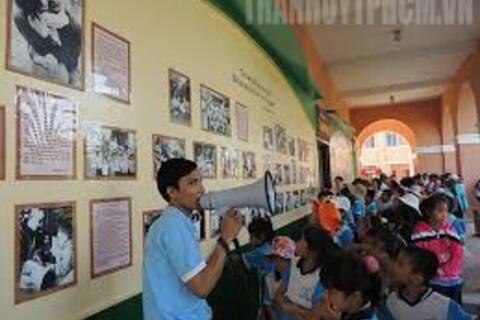 <a href="/xa-hoi" title="Xã hội" rel="dofollow">Xã hội</a>