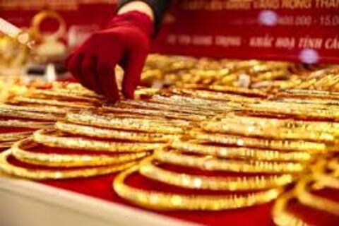 <a href="/thi-truong" title="Thị trường" rel="dofollow">Thị trường</a>