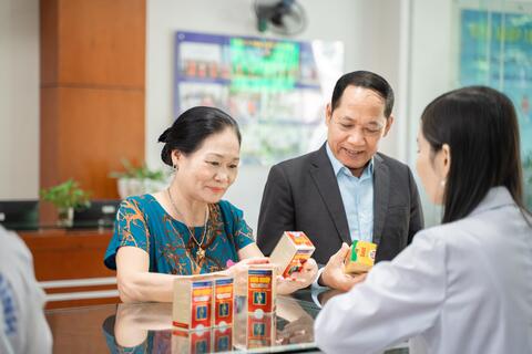 <a href="/doanh-nghiep" title="Doanh nghiệp" rel="dofollow">Doanh nghiệp</a>