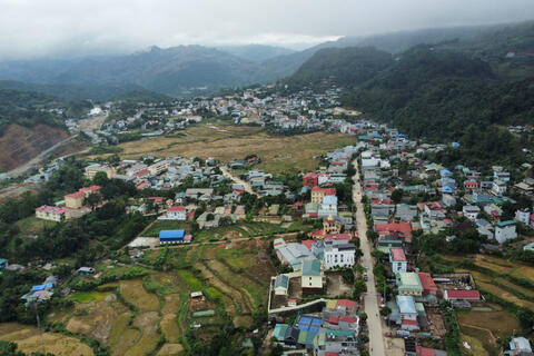 <a href="/tieu-diem-24h" title="Tiêu điểm 24h" rel="dofollow">Tiêu điểm 24h</a>