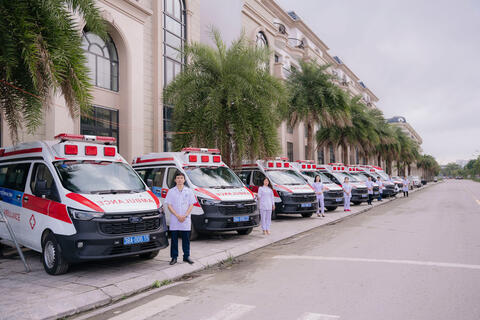 <a href="/doanh-nghiep" title="Doanh nghiệp" rel="dofollow">Doanh nghiệp</a>