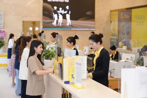 <a href="/ngan-hang" title="Ngân hàng" rel="dofollow">Ngân hàng</a>