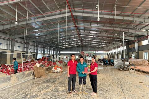 <a href="/ngan-hang" title="Ngân hàng" rel="dofollow">Ngân hàng</a>