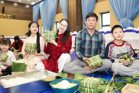 <a href="/xa-hoi" title="Xã hội" rel="dofollow">Xã hội</a>