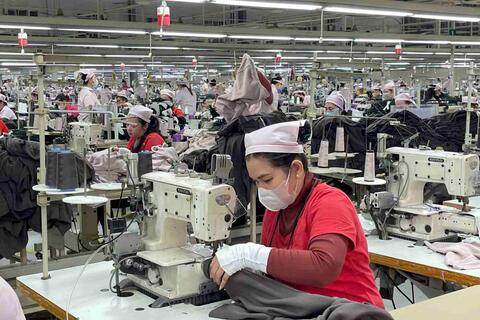 <a href="/doanh-nghiep" title="Doanh nghiệp" rel="dofollow">Doanh nghiệp</a>