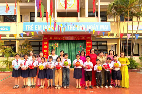 <a href="/xa-hoi" title="Xã hội" rel="dofollow">Xã hội</a>