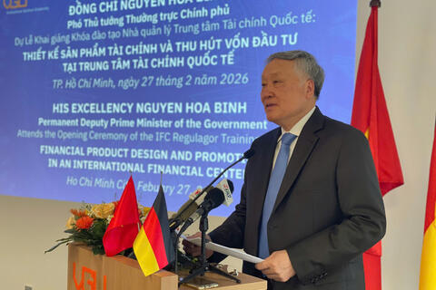 <a href="/tieu-diem-24h" title="Tiêu điểm 24h" rel="dofollow">Tiêu điểm 24h</a>