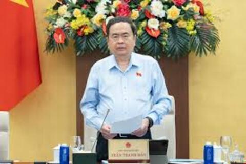 <a href="/tieu-diem-24h" title="Tiêu điểm 24h" rel="dofollow">Tiêu điểm 24h</a>