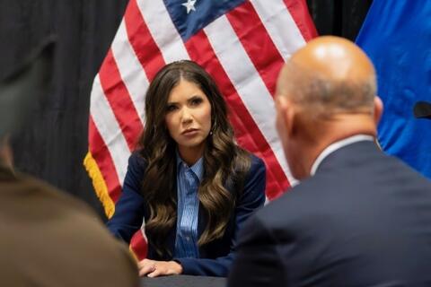 <a href="/the-gioi" title="Thế giới" rel="dofollow">Thế giới</a>