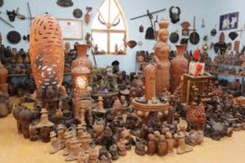 <a href="/thi-truong" title="Thị trường" rel="dofollow">Thị trường</a>