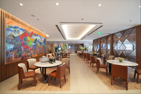 <a href="/ngan-hang" title="Ngân hàng" rel="dofollow">Ngân hàng</a>