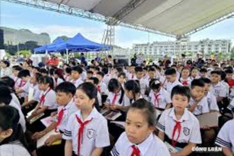 <a href="/xa-hoi" title="Xã hội" rel="dofollow">Xã hội</a>