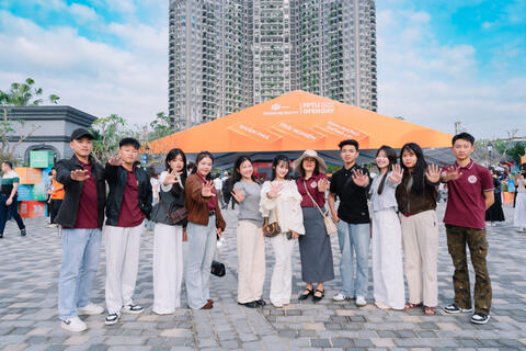 <a href="/xa-hoi" title="Xã hội" rel="dofollow">Xã hội</a>