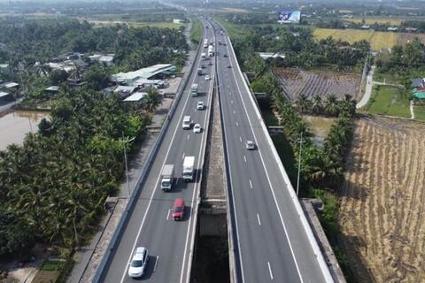 <a href="/tieu-diem-24h" title="Tiêu điểm 24h" rel="dofollow">Tiêu điểm 24h</a>