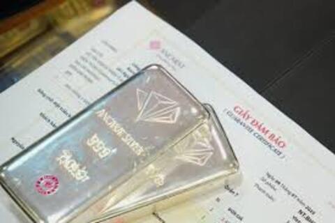 <a href="/thi-truong" title="Thị trường" rel="dofollow">Thị trường</a>