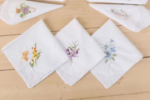 <a href="/xa-hoi" title="Xã hội" rel="dofollow">Xã hội</a>