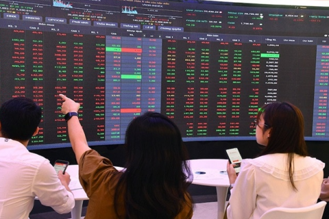 <a href="/thi-truong" title="Thị trường" rel="dofollow">Thị trường</a>