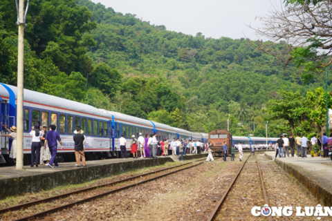 <a href="/doanh-nghiep" title="Doanh nghiệp" rel="dofollow">Doanh nghiệp</a>